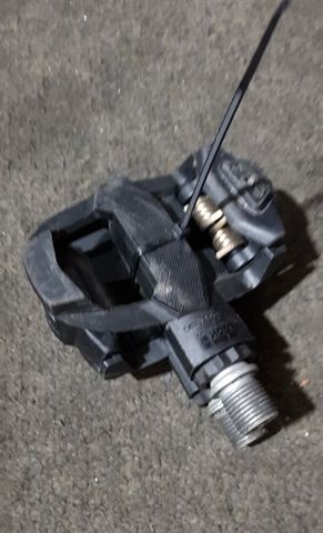 Pedal Look màu đen (no)