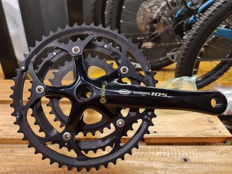 Shimano Crankset 105 (no BB)/ Black