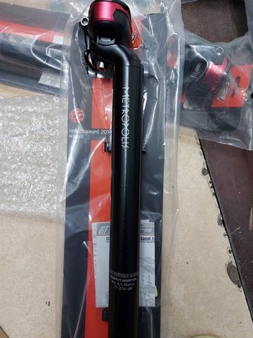 Cọc yên Metropolis 31,6 x 350 mm