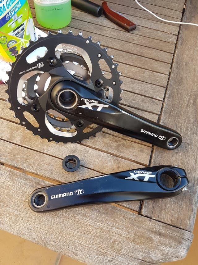  Đùi đĩa SHIMANO Deore XT FC-T780/42-32-24/Đen | SHIMANO Deore XT FC-T780 Crankset/42-32-24/Black 