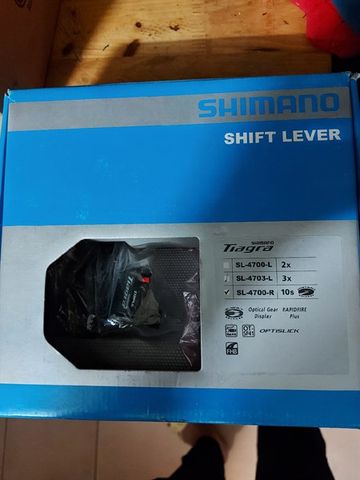Tay bấm Shimano Tiagra 4703 3x10