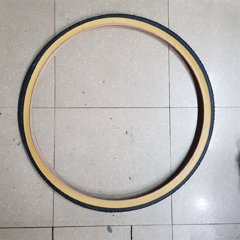 Lốp Đen vàng 26 in 1-3/8