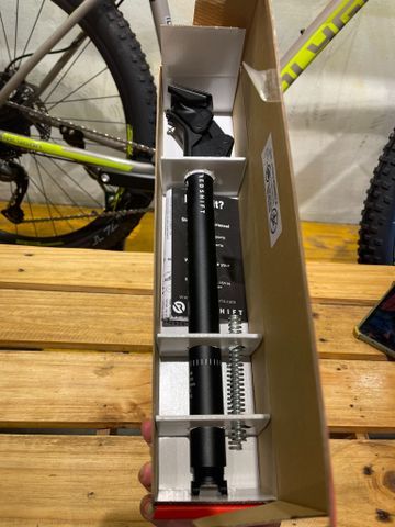 Cọc yên nhún Redshift 27.2mm/ Black