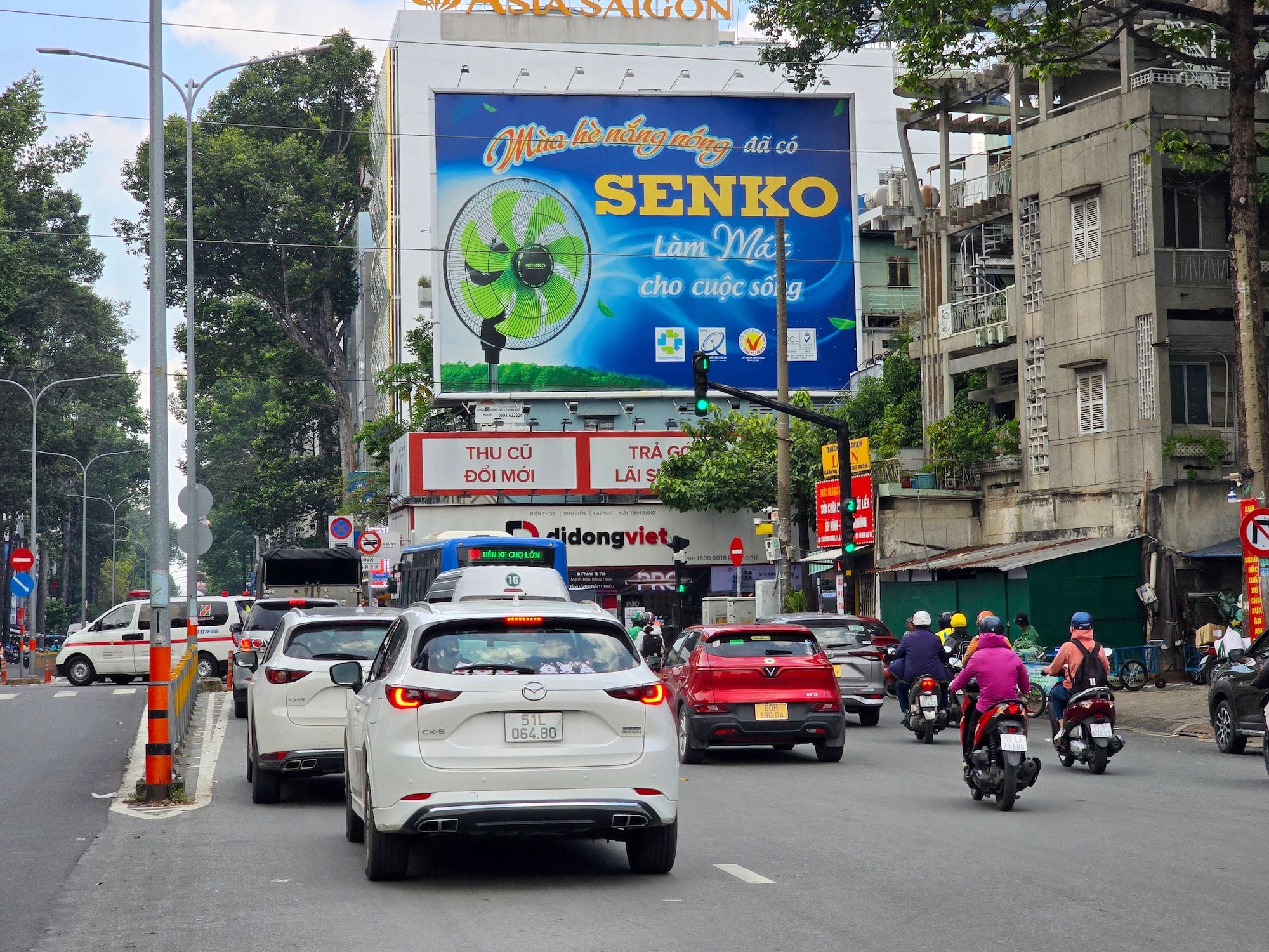 Bảng quảng cáo tại góc Lê Hồng Phong - Hùng Vương, Phường 1, Quận 10, Tp. Hồ Chí Minh