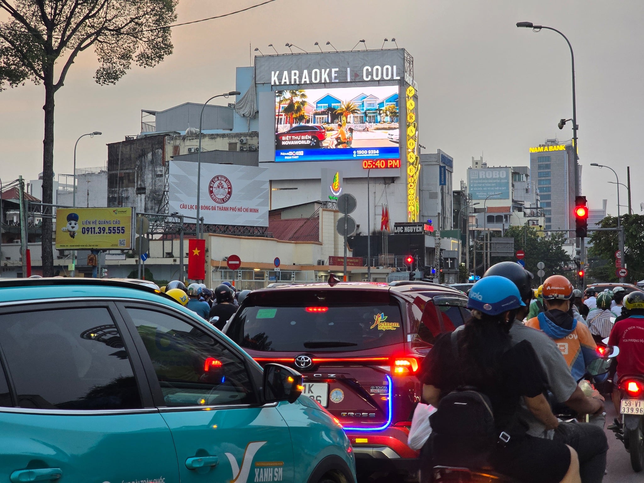 Giao thông đông tại TP.HCM