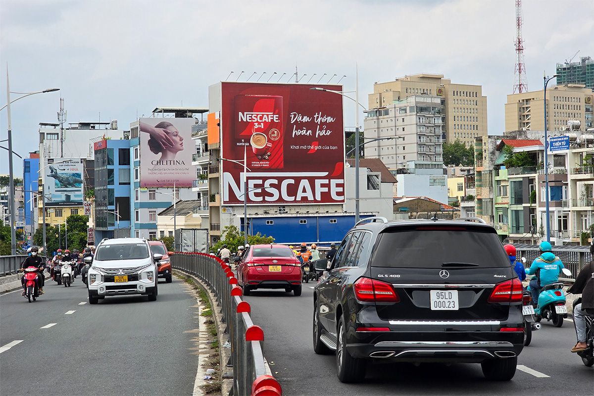 Bảng Quảng Cáo Số 2 Nguyễn văn cừ, P. Cầu Kho, Quận 1, TP. Hồ Chí Minh