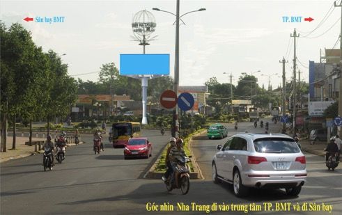 Trụ Quảng Cáo Vòng Xoay Ngã Ba Phạm Văn Đồng – Nguyễn Văn Cừ – Nguyễn Lương Bằng, TP. BMT, T. Đăk Lăk