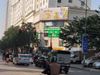 Bảng quảng cáo ngã ba Giảng Võ – Trần Huy Liệu, Q. Ba Đình, Hà Nội