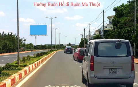 Trụ Quảng Cáo Tại Làng Văn Hoá Dân Tộc Đường Nguyễn Chí Thanh, Tp. BMT, T. Đăk Lăk