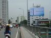 Bảng quảng cáo trên cầu Chữ Y đón hướng đi về Nguyễn Biểu, Phường 1, quận 5, Tp. Hồ Chí Minh
