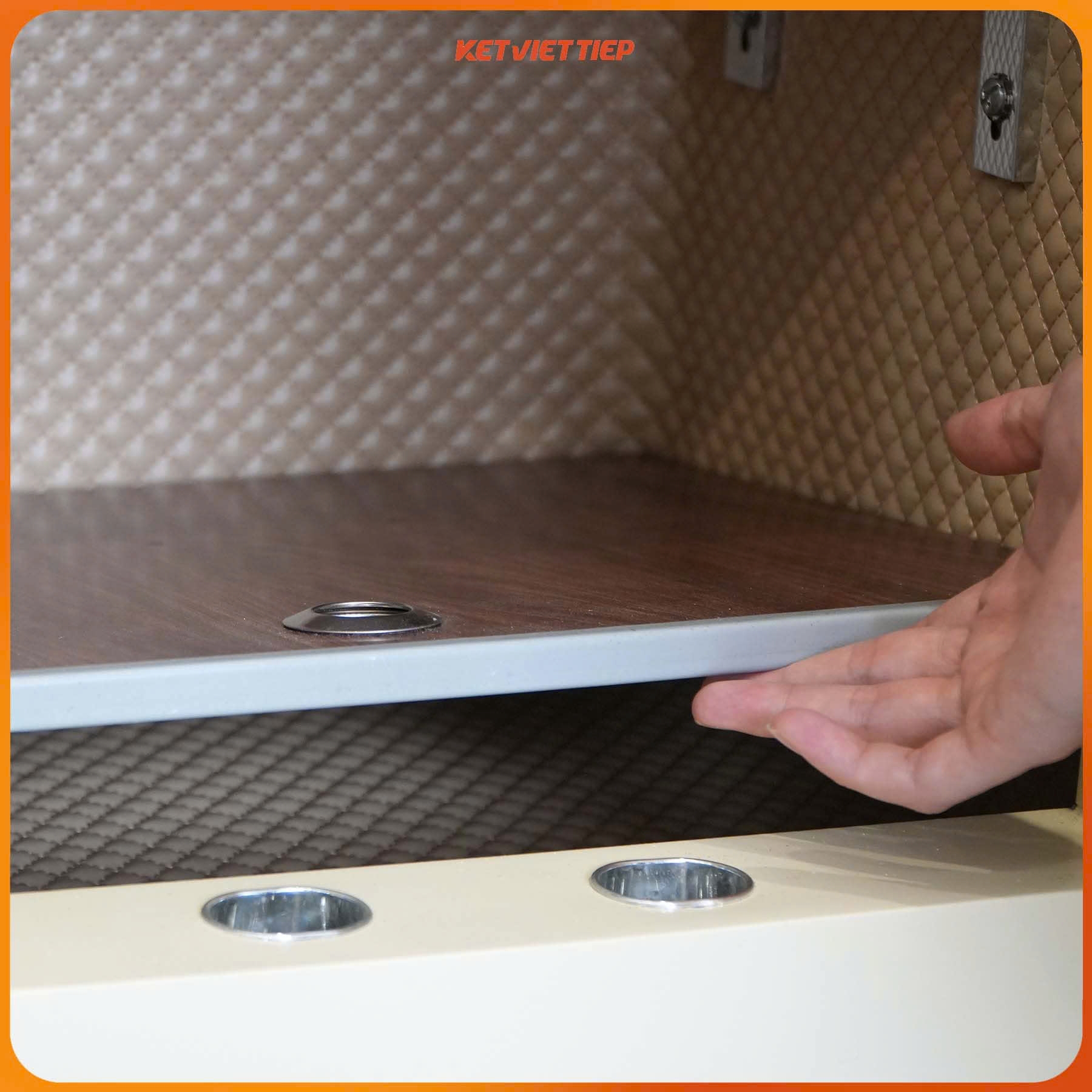 Két Sắt Việt Tiệp Chống Cháy SPM810 Vân Tay Điện Tử, Kết nối app điện thoại