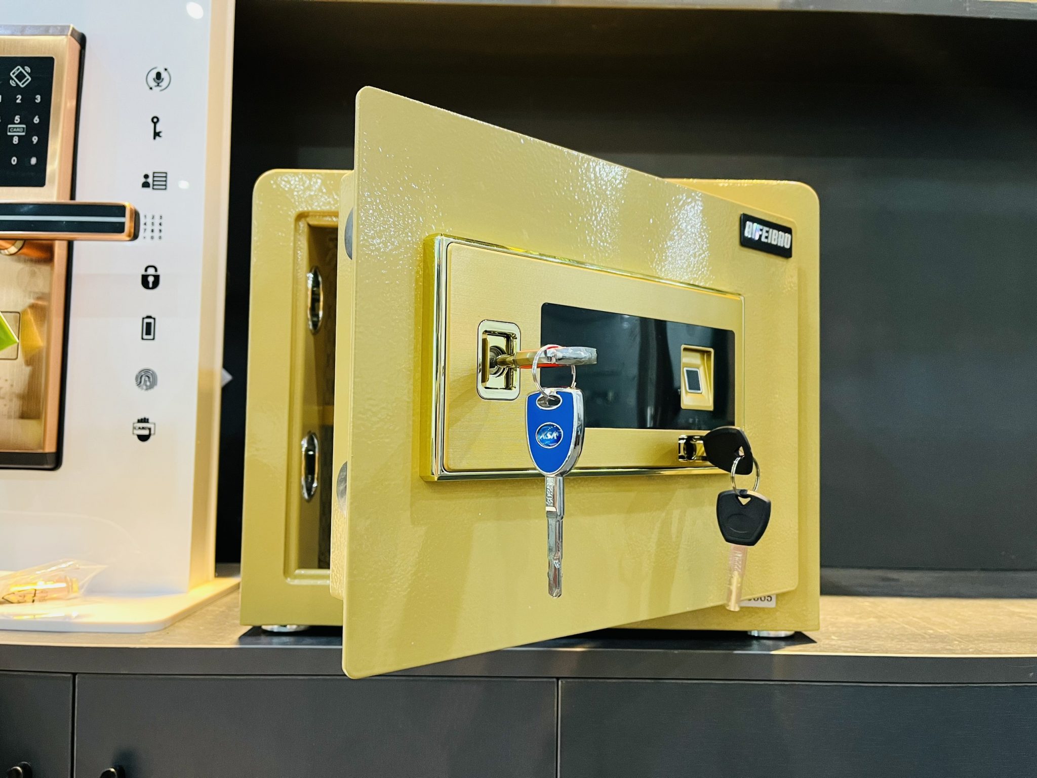 Két Sắt Mini Nhập Khẩu Aifeibao HK-M/D-35-BL