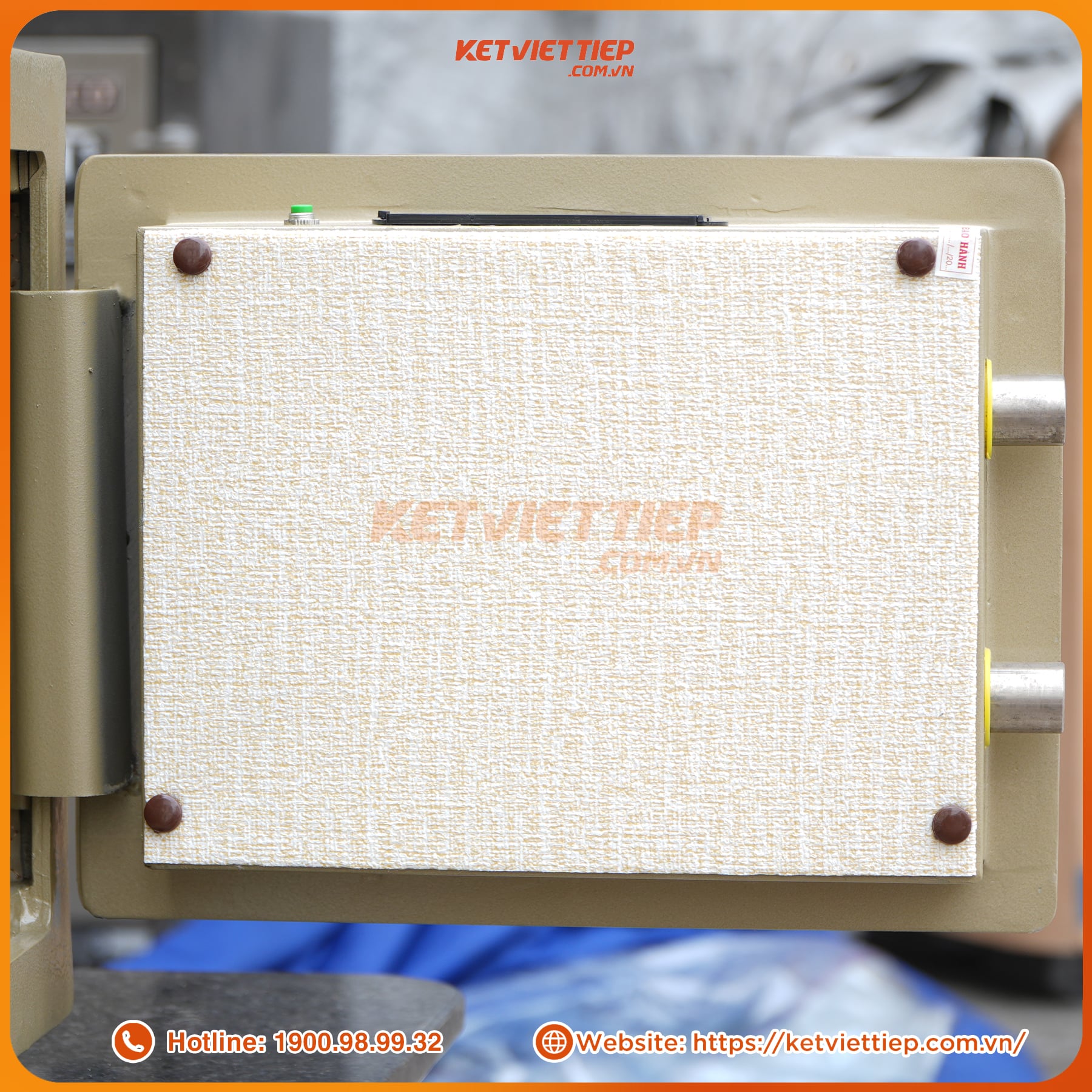 Két sắt Việt Tiệp cao cấp KVTSC33 đúc đặc cao cấp