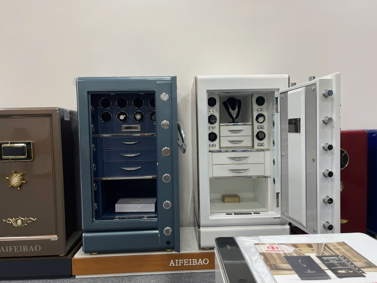 Két Sắt Nhập Khẩu Thông Minh Cao Cấp BENSON120 Nhận Diện Khuôn Mặt - Tích hợp hộp xoay đồng hồ