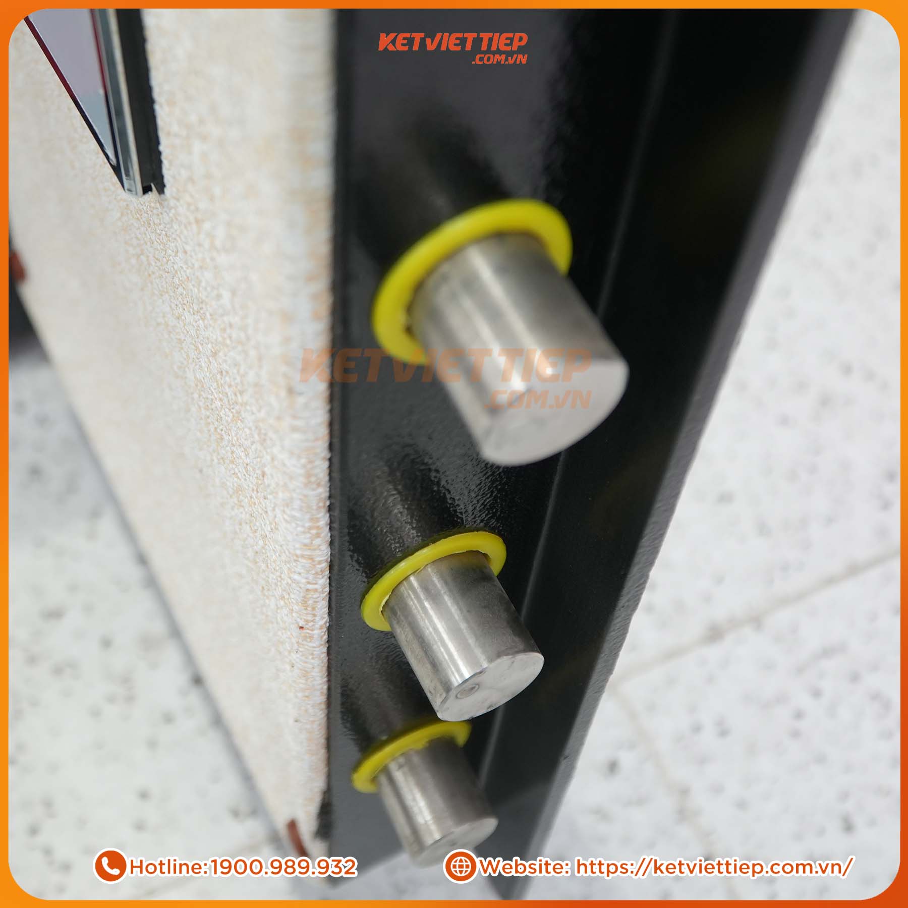 Két Sắt Việt Tiệp Vân Tay Điện tử KVTSC60 Chống cháy, Báo Động về Điện Thoại