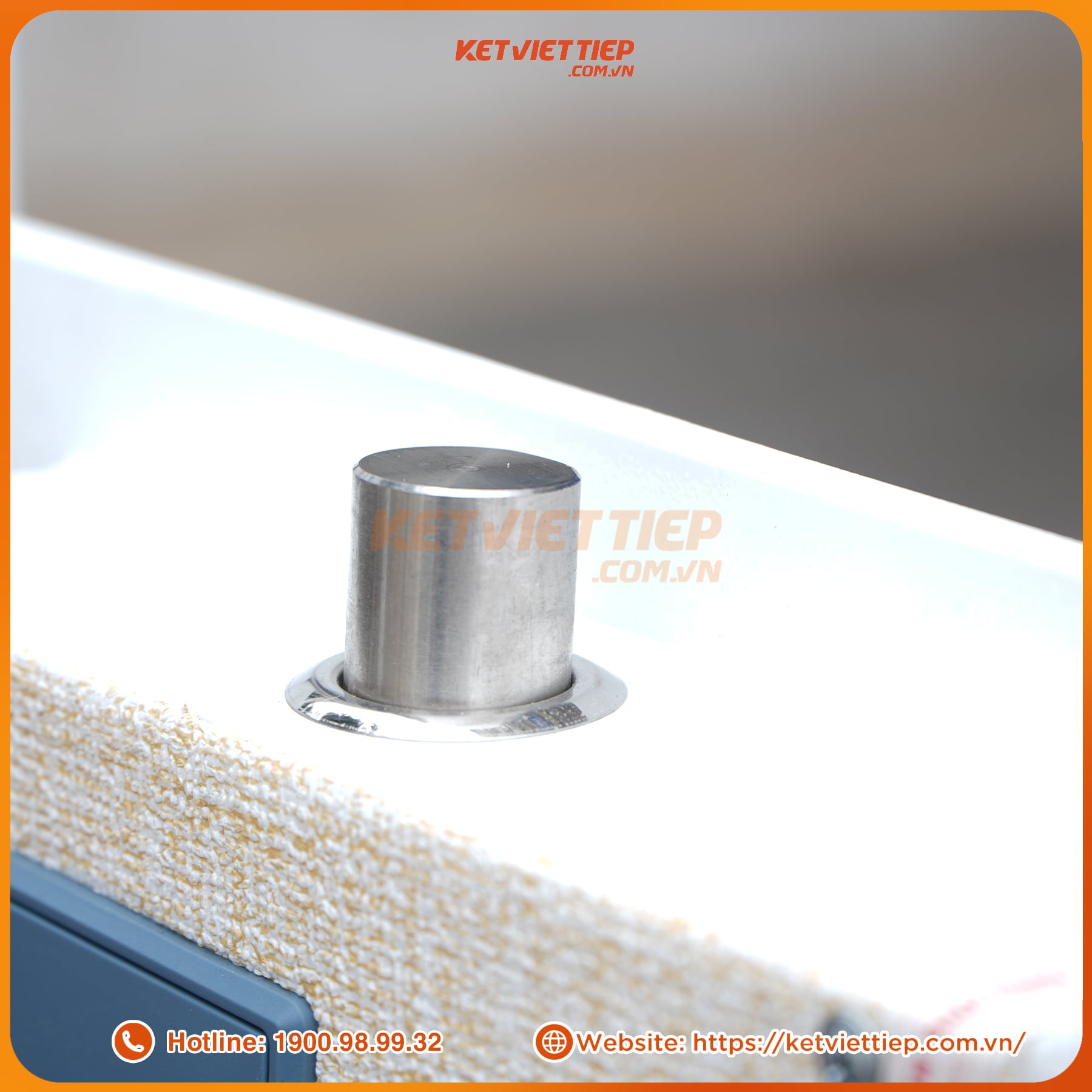 Két sắt siêu cường Việt Tiệp KVTSC166 Vân tay điện tử trắng