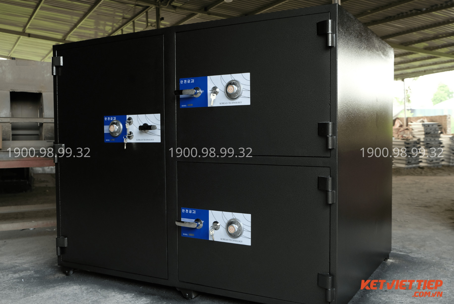 Két Sắt đặt cho Tiệm Vàng