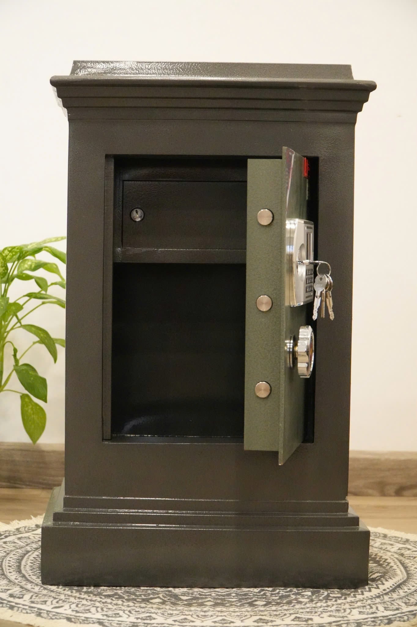 Két Sắt Việt Tiệp KVTLV79DT Điện Tử chống cháy có báo động