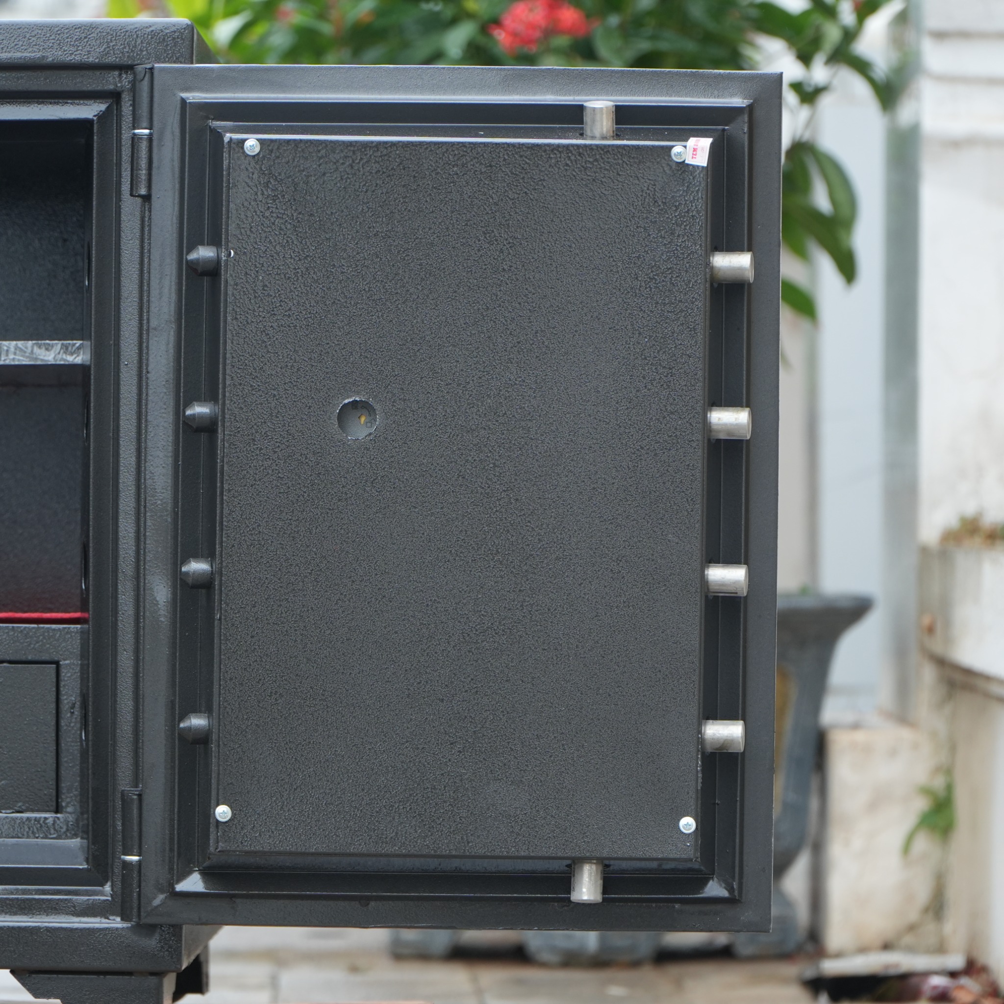 Két sắt Việt Tiệp siêu cường KVTSC135 khóa cơ đổi mã