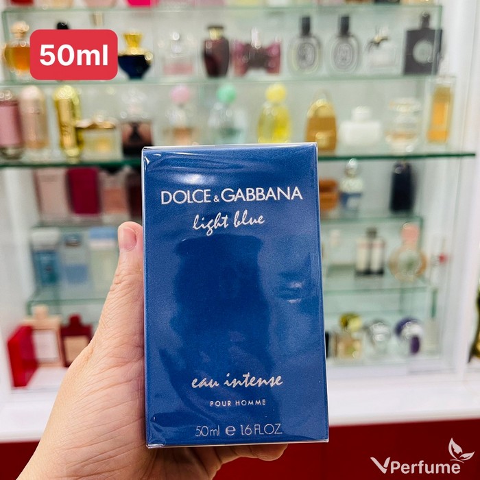 Light Blue Eau Intense Pour Homme: La Fragancia Mediterránea Perfecta - Light blue EUA intense+perfumero
