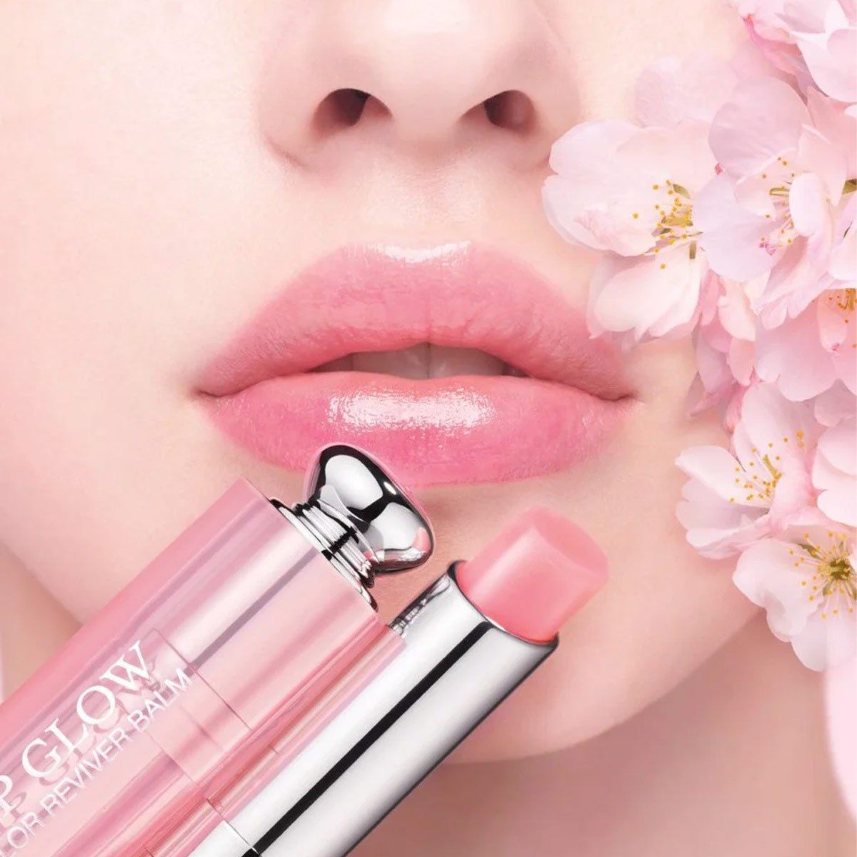 Son Dưỡng Dior Addict Lip Glow Màu 001 Pink