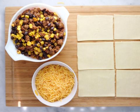 bánh-taco-mặn-2-480x384