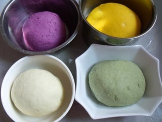 banh-bao-ngu-sac-11-144132016-xahoi.com.vn-1465613956