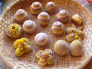 banh-bao-ngu-sac-2-144131985-xahoi.com.vn-1465613958