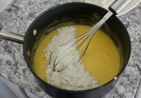 banh-Madeleines-8-480x335