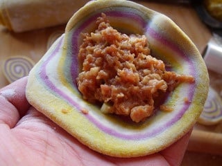 banh-bao-ngu-sac-17-144132031-xahoi.com.vn-1465613957