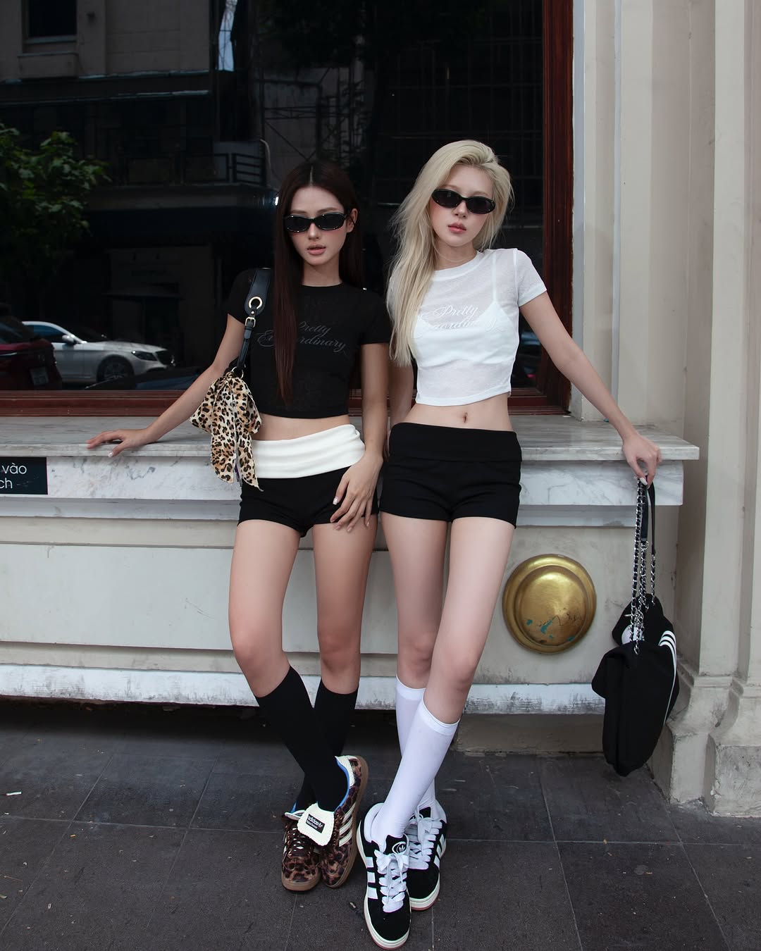  Áo thun xuyên thấu sexy tôn dáng LYAS kèm bra không mút 