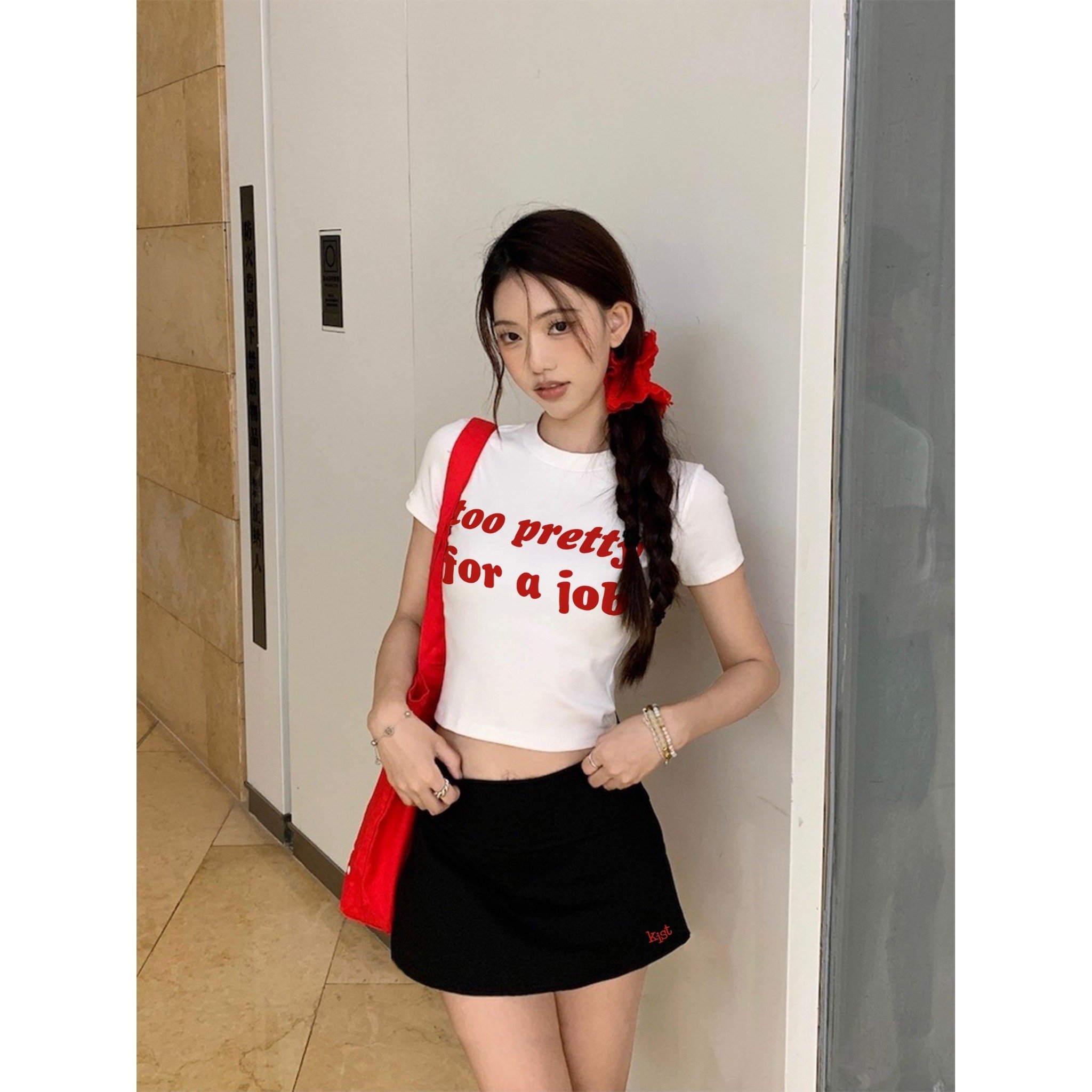  Chân váy ngắn Kill System thêu kist Rosé 