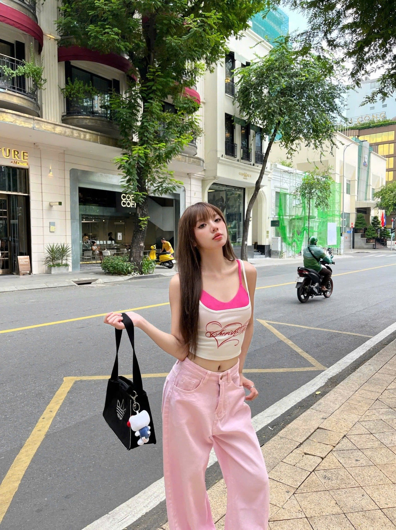  Áo hai dây ôm body Daddy's hình in chữ sắc nét 