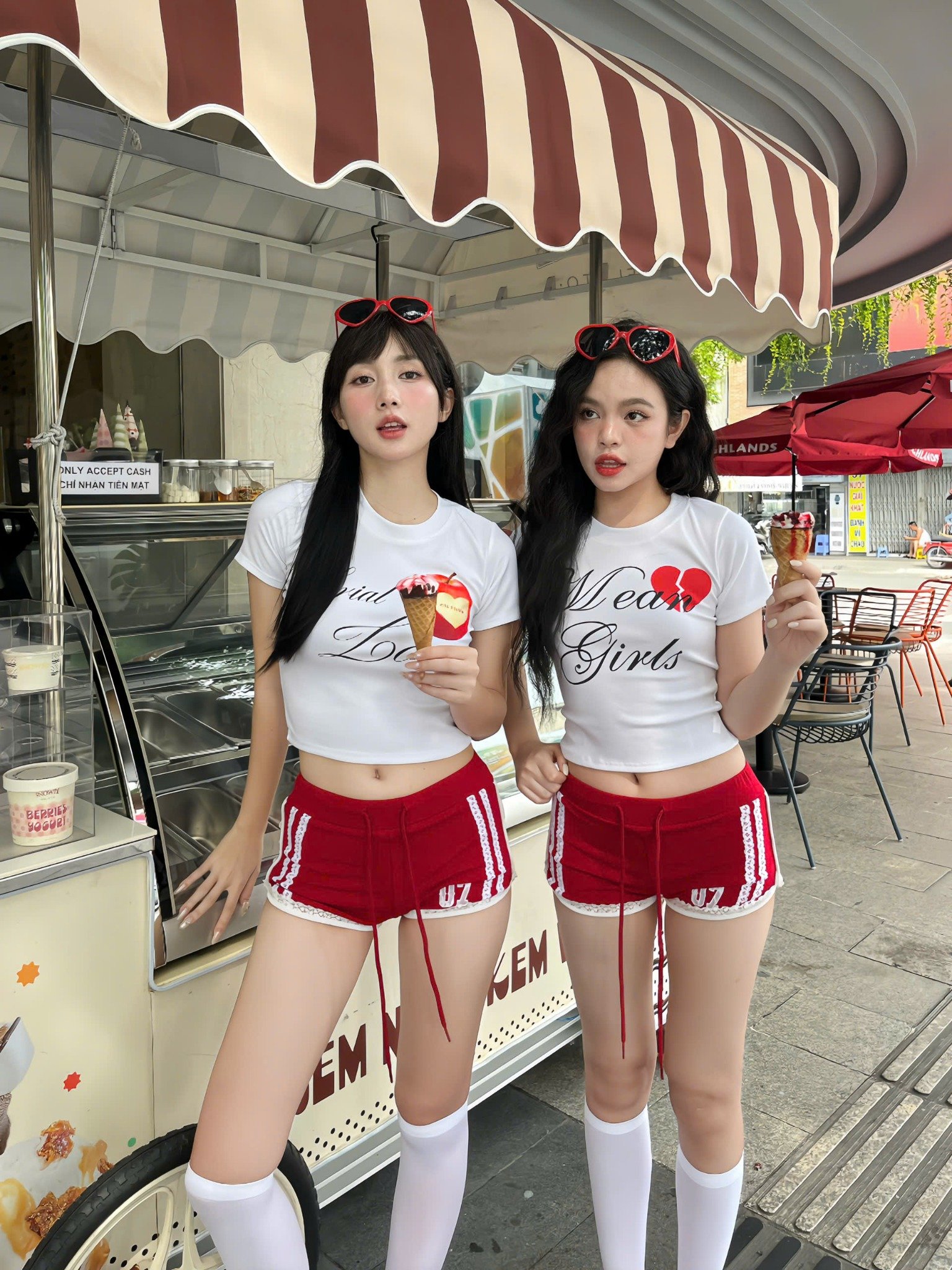  Quần short thun phối ren HyunA hình thêu số 07 