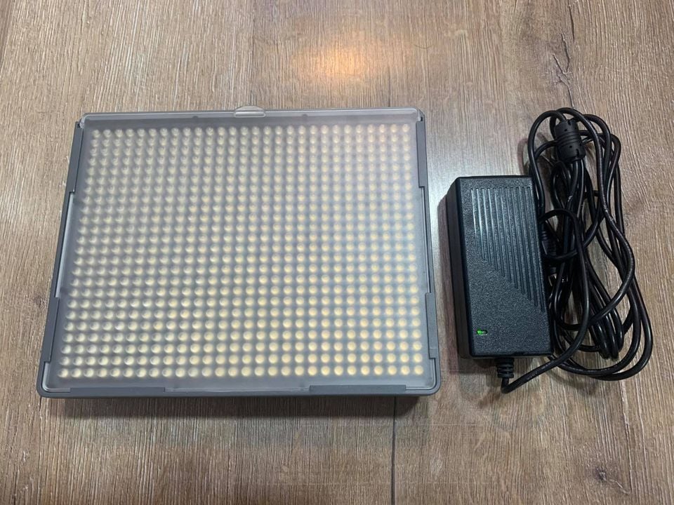  Đèn Led Aputure HR672S cũ 