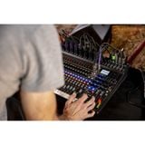  Bàn trộn Mixer Zoom L20 Livetrak có Recorder 