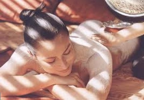 tắm trắng bằng cám gạo