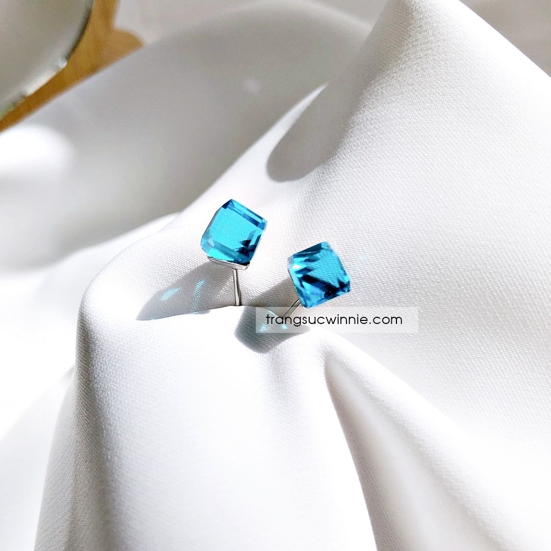  Hoa tai titan Swarovski Sapphire 