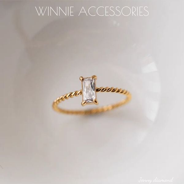  Nhẫn titan Jenny Diamond 