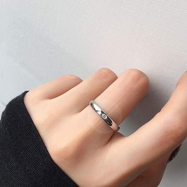  Nhẫn titan Diamond B 