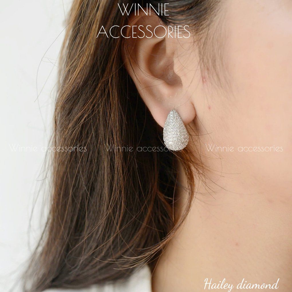 Hoa tai Titan Hailey diamond 