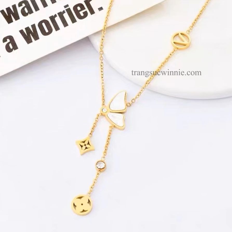  Dây chuyền titan Bướm nghiêng 