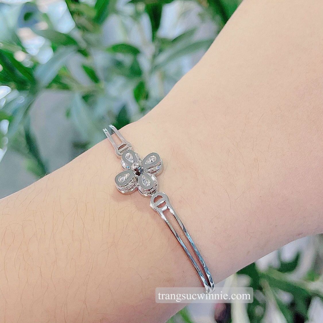  Vòng tay titan Hoa đá B 