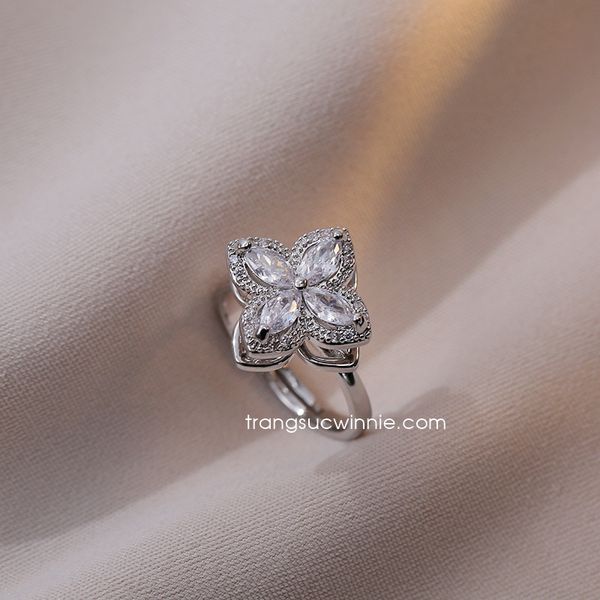  Nhẫn titan Hoa xoay B 