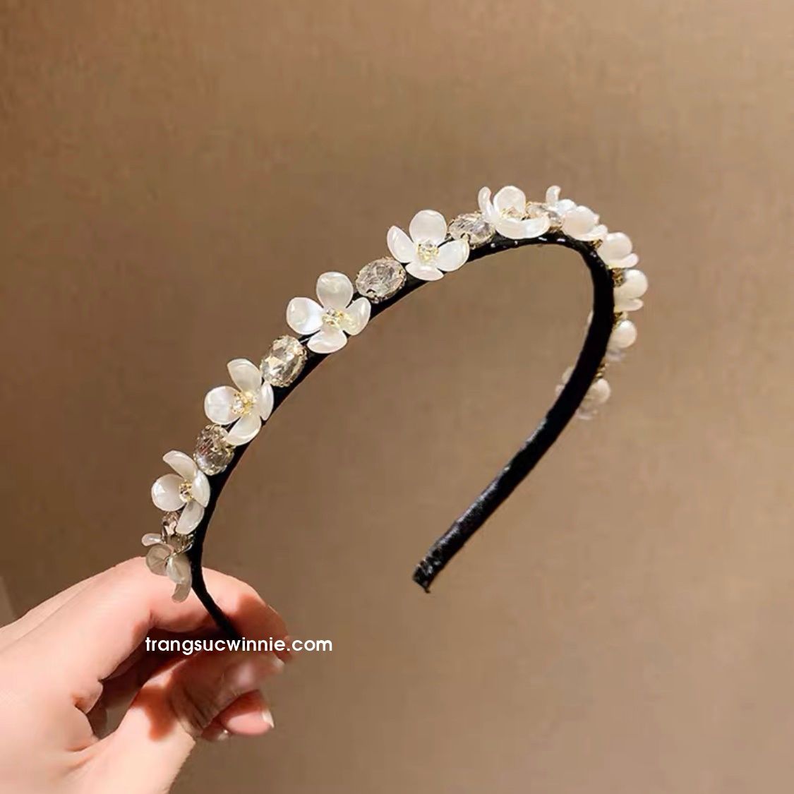  Cài tóc Sakura đá trắng 