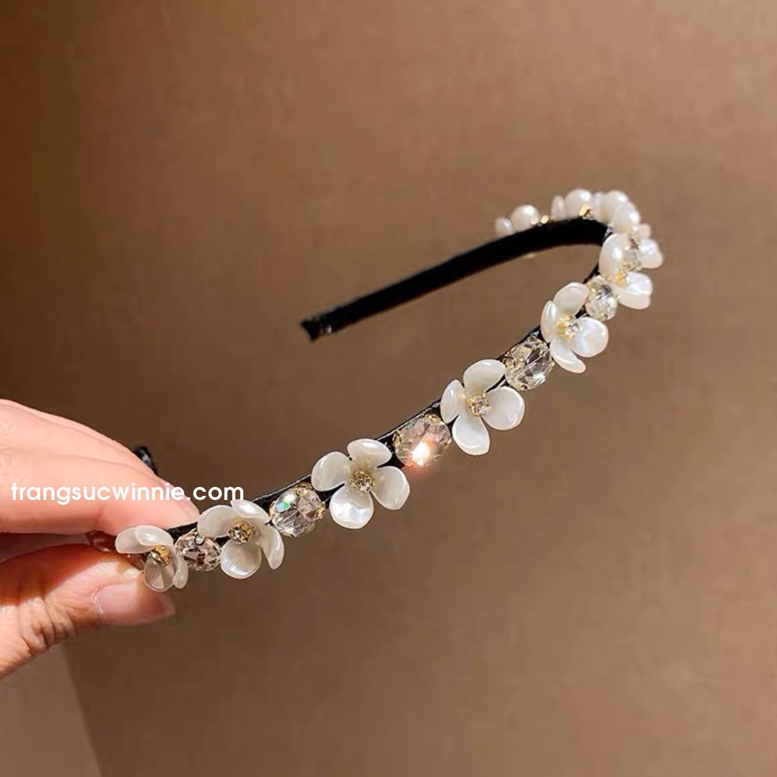  Cài tóc Sakura đá trắng 
