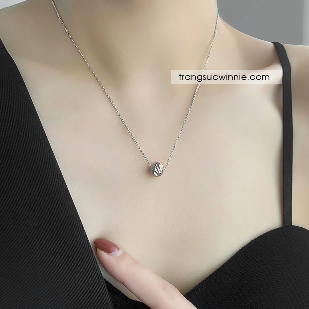  Dây chuyền titan Charm B 