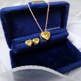  Hoa tai titan Color heart Vàng 