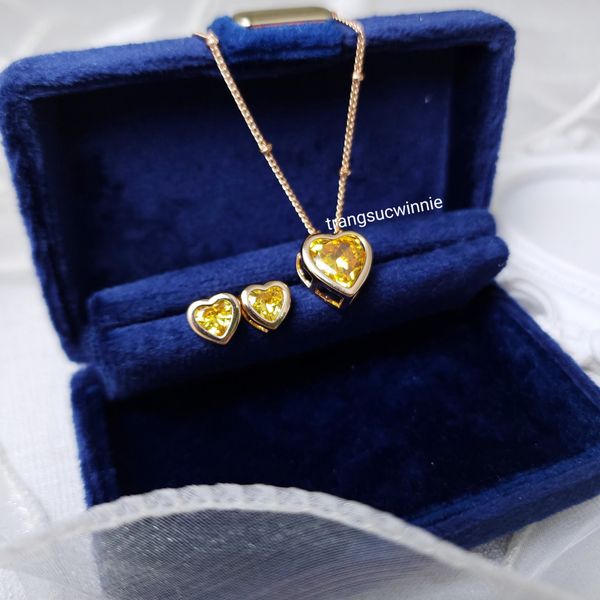  Hoa tai titan Color heart Vàng 