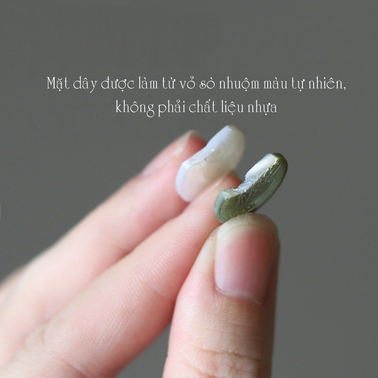  Dây chuyền titan Olive nacre 